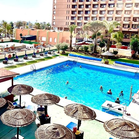 Hotel Apartamento Pyr Fuengirola Private Sunny Pool Side Kültér fotó