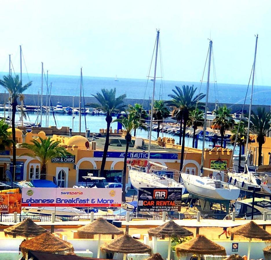 Hotel Apartamento Pyr Fuengirola Private Sunny Pool Side Kültér fotó