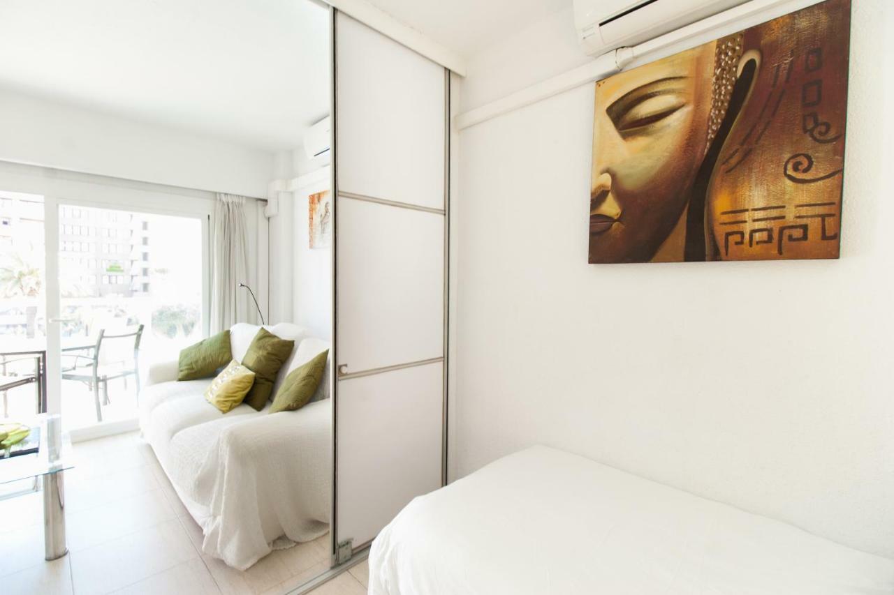 Hotel Apartamento Pyr Fuengirola Private Sunny Pool Side Kültér fotó