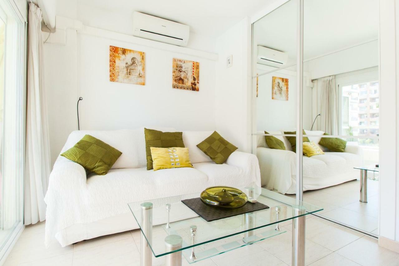 Hotel Apartamento Pyr Fuengirola Private Sunny Pool Side Kültér fotó