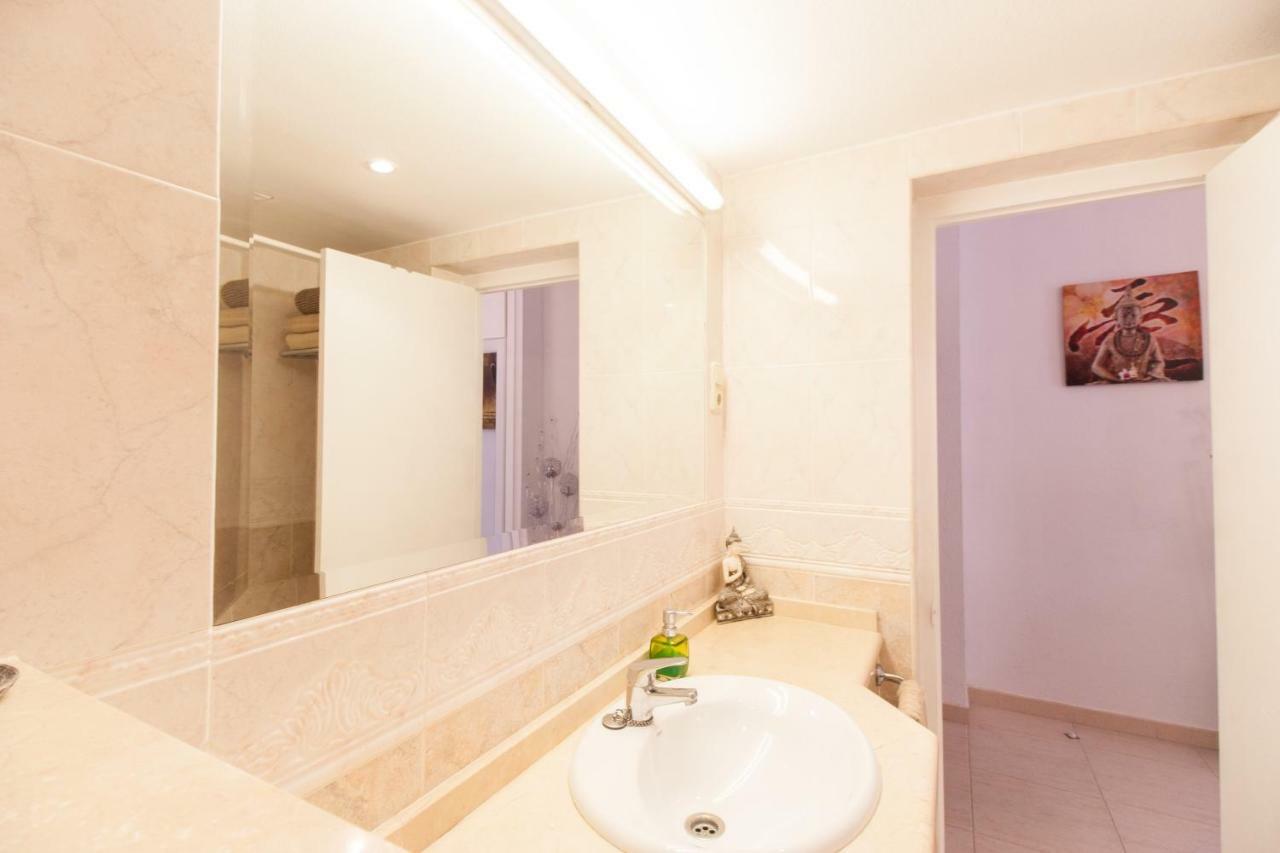 Hotel Apartamento Pyr Fuengirola Private Sunny Pool Side Kültér fotó